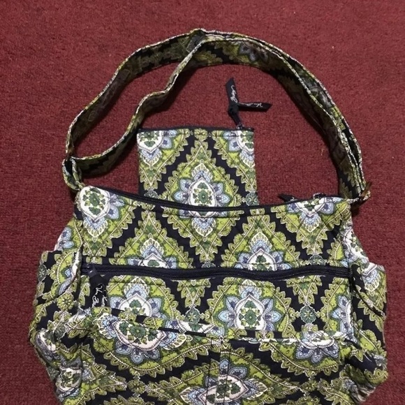 Vera Bradley purse & a matching wallet -cross body - Picture 5 of 10